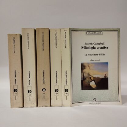 Le Maschere di Dio. Mitologia primitiva. Mitologia orientale. Mitologia occidentale. Mitologia creativa (2 tomi). Joseph Campbell. Mondadori, 1990-1992.